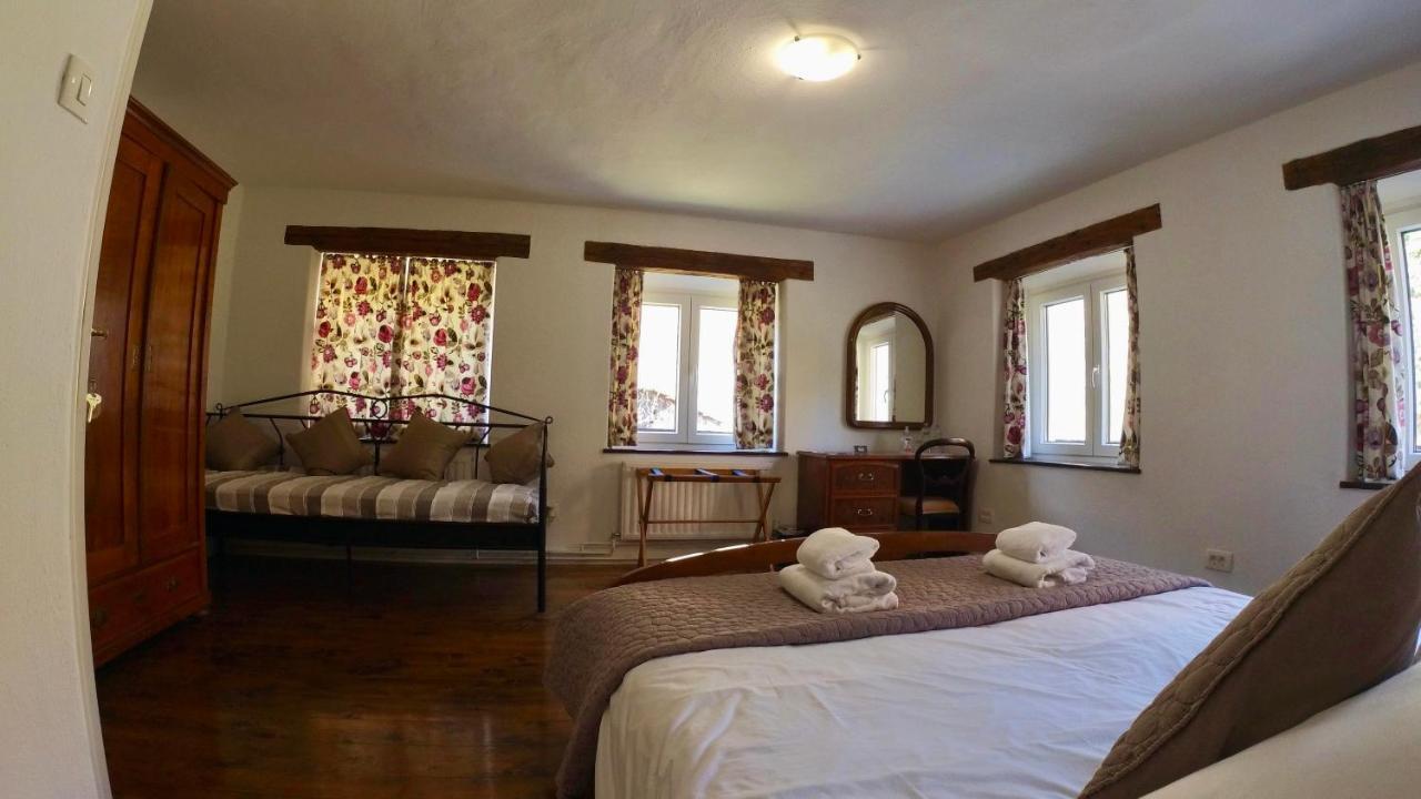 Hisa Brdo Guesthouse Толмин Экстерьер фото