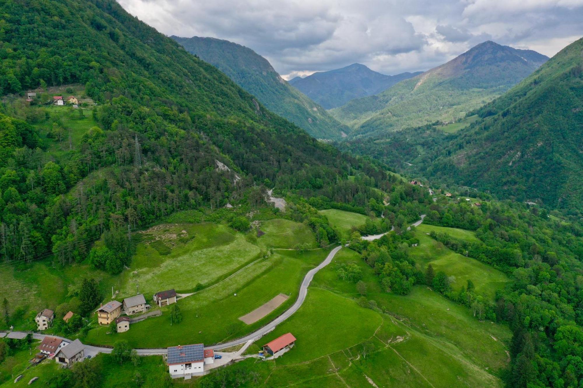 Hisa Brdo Guesthouse Толмин Экстерьер фото
